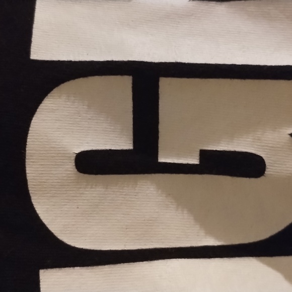 Susan G Komen Black Long Sleeve Shirt Size XL Hope Fight Cure Pink Ribbon - Picture 12 of 13